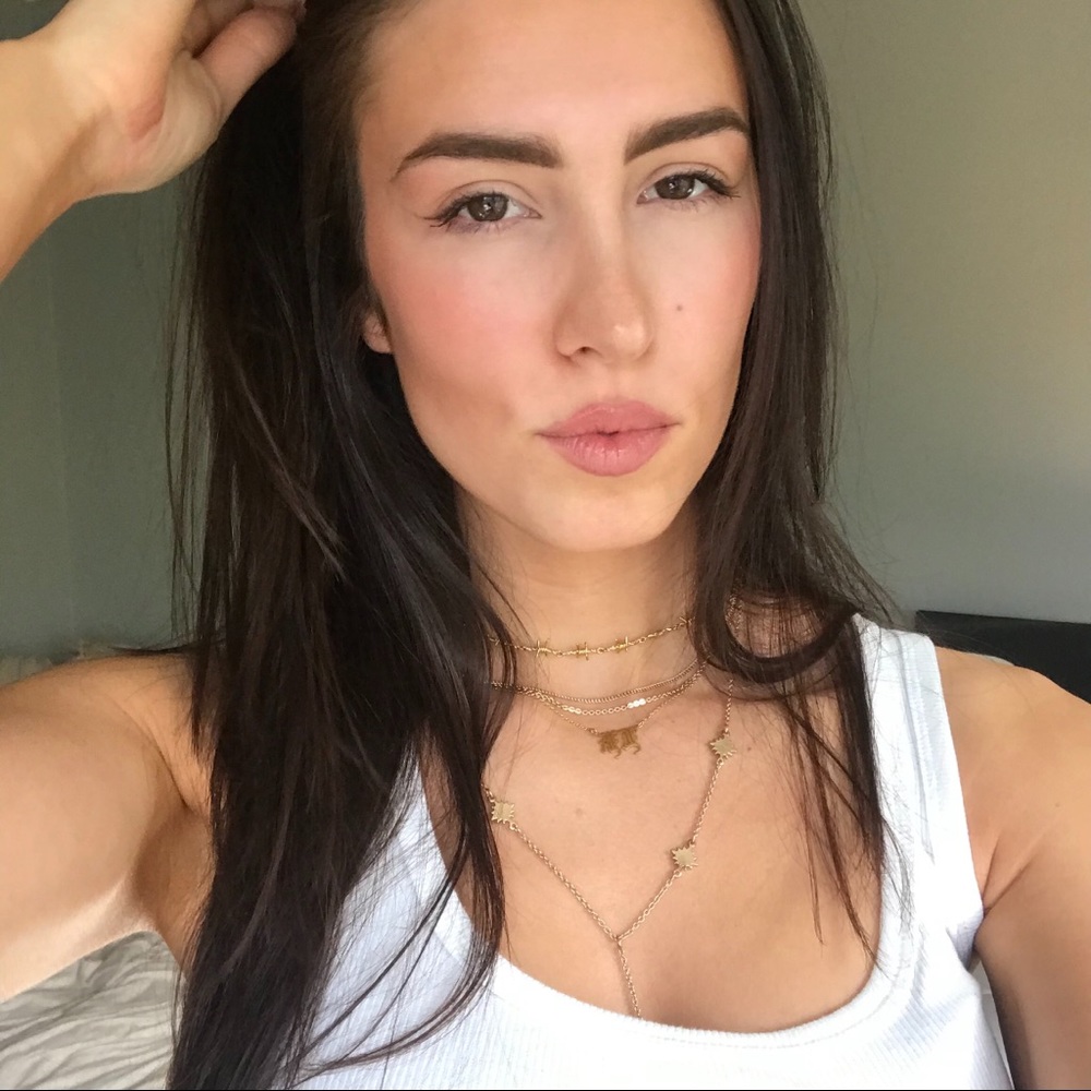 Meet your Posher, Lauren